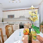 Appartement Lxxvi