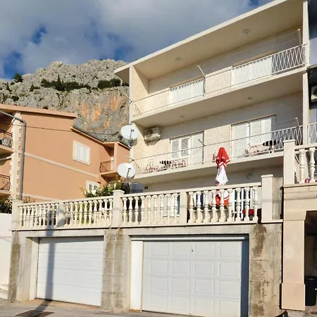 Appartement Lxxvi
